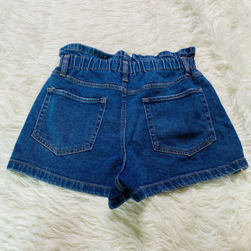 Wild Fable Women's High Rise Button Front Paper Bag Waist Jean Shorts Blue Small - Picture 4 of 9